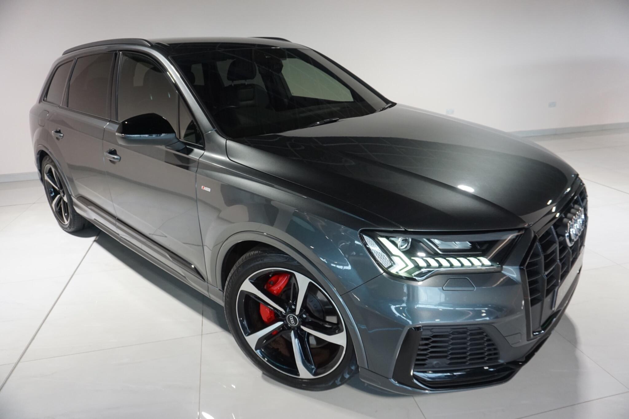 Audi Q7 3.0 TFSIe V6 55 Black Edition SUV 5dr Petrol Plug-in Hybrid Tiptronic quattro Euro 6 (s/s) 17.9kWh (381 ps)